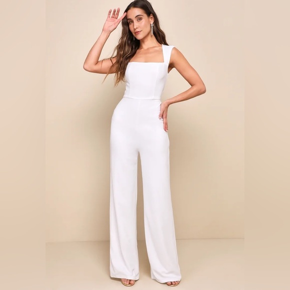 NWT Lulus Enticing Endeavors Square Neck Wide Leg Jumpsuit White Size M - Picture 1 of 13